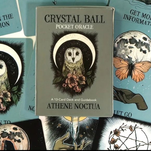 New Mini Crystal Ball Pocket Oracle- 13 cards & keywords with Guidesheet - Picture 3 of 3